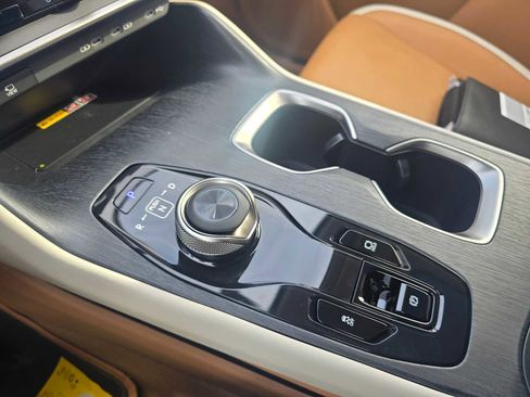 New 2026 Lexus RZ 350e 2WD image 32