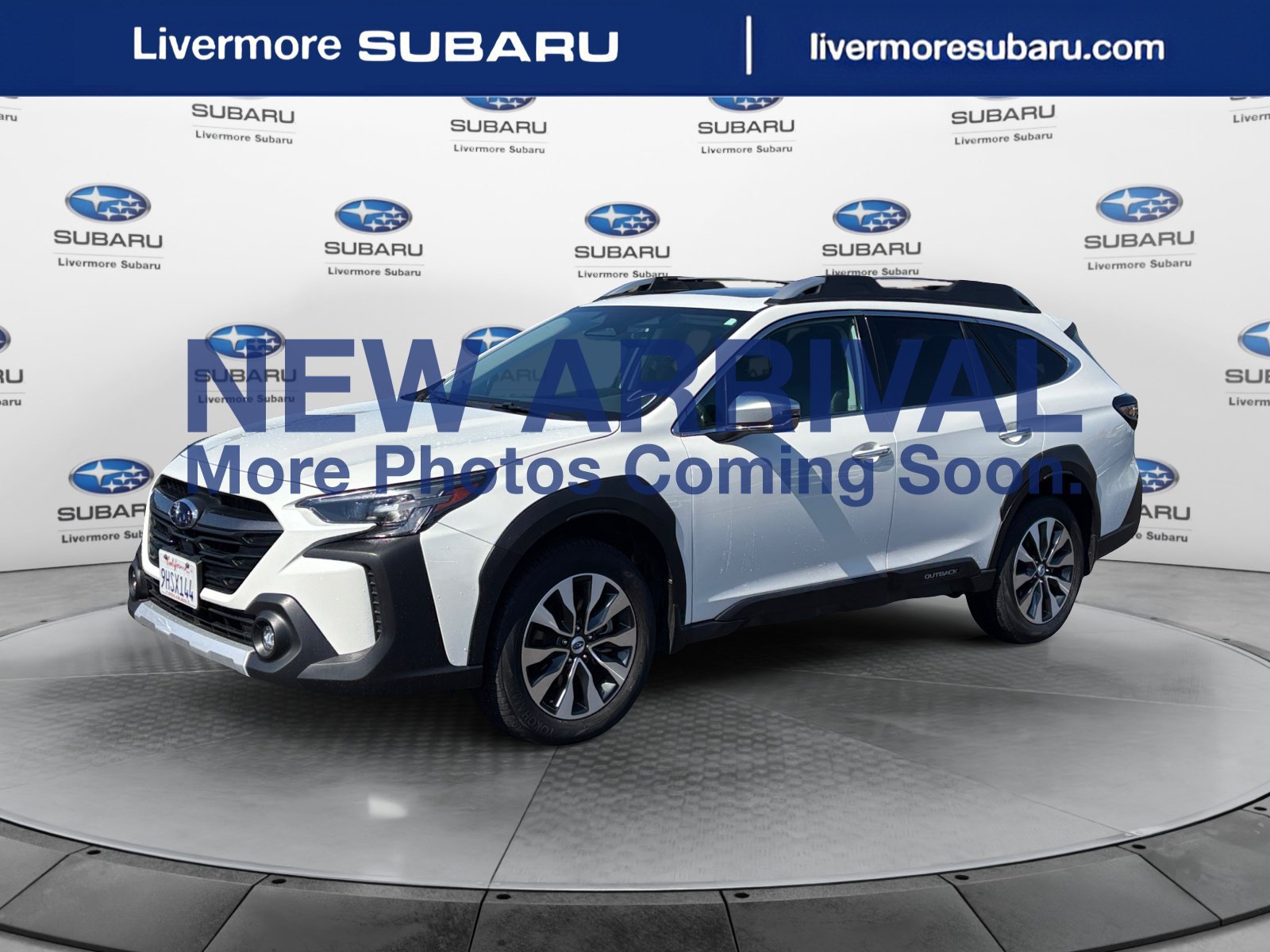 Used 2024 Subaru Outback Touring XT AWD/4WD image 1