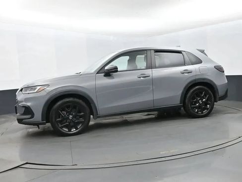 Used 2023 Honda HR-V Sport image 5