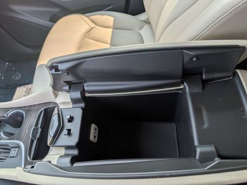 Used 2020 Buick Envision Preferred FWD image 21