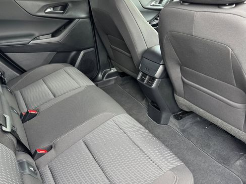 Used 2026 Chevrolet Equinox LT image 18