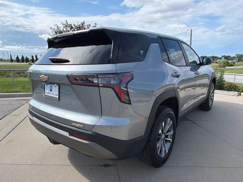 Used 2026 Chevrolet Equinox LT FWD image 14