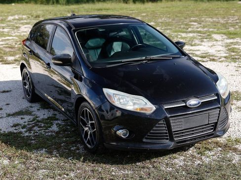 Used 2013 Ford Focus SE FWD image 15