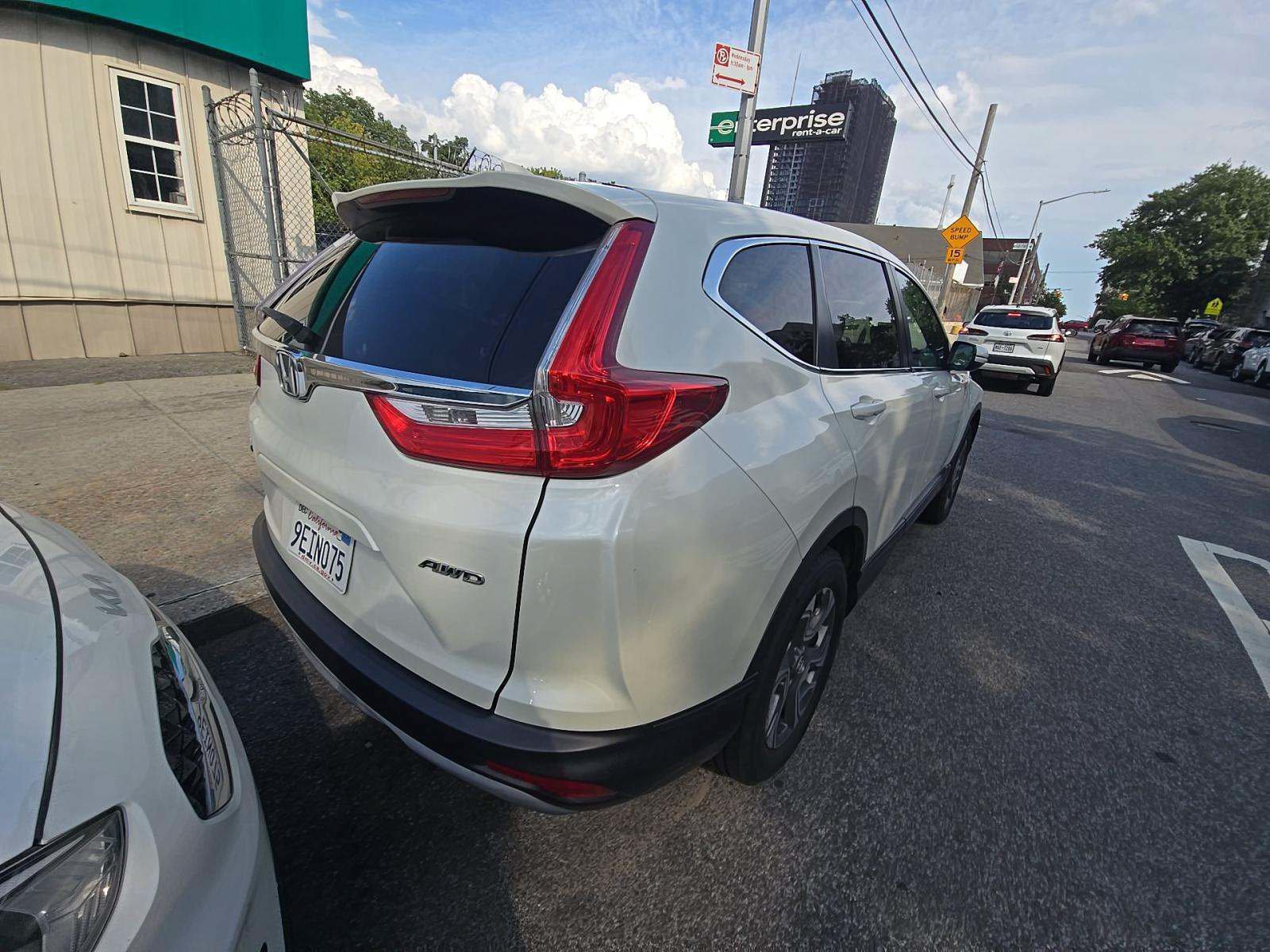 Used 2018 Honda CR-V EX-L image 3