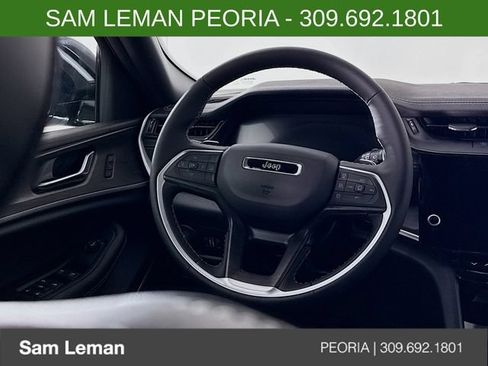 New 2026 Jeep Grand Cherokee Limited AWD/4WD image 11