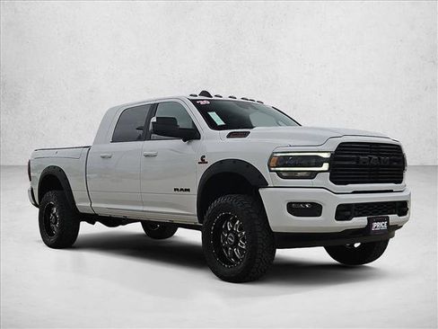 Used 2020 RAM 3500 Laramie w/ Night Edition AWD/4WD image 3