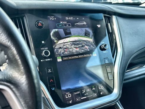 Used 2022 Subaru Outback Limited image 27