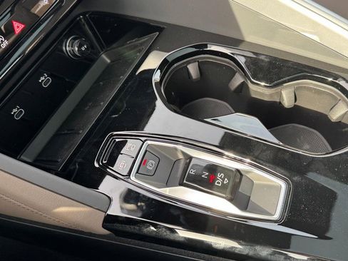 New 2025 Audi Q5 Premium Plus image 15