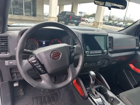 Used 2024 Nissan Frontier Pro-X image 8