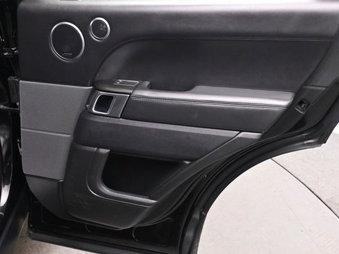 Used 2019 Land Rover Range Rover Sport Supercharged image 16