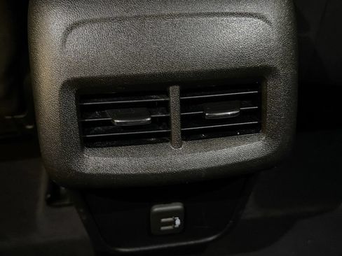 Used 2022 Chevrolet Equinox LT AWD/4WD image 25