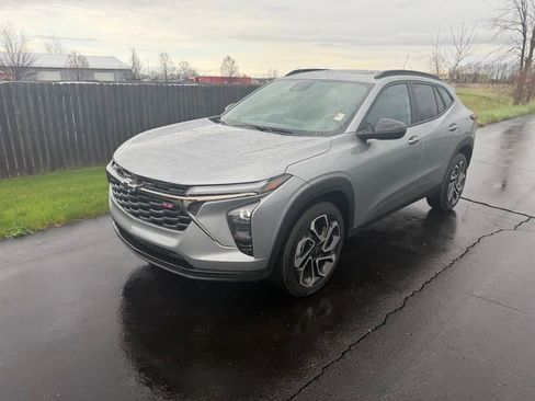 New 2026 Chevrolet Trax RS w/ Sunroof Package FWD image 1