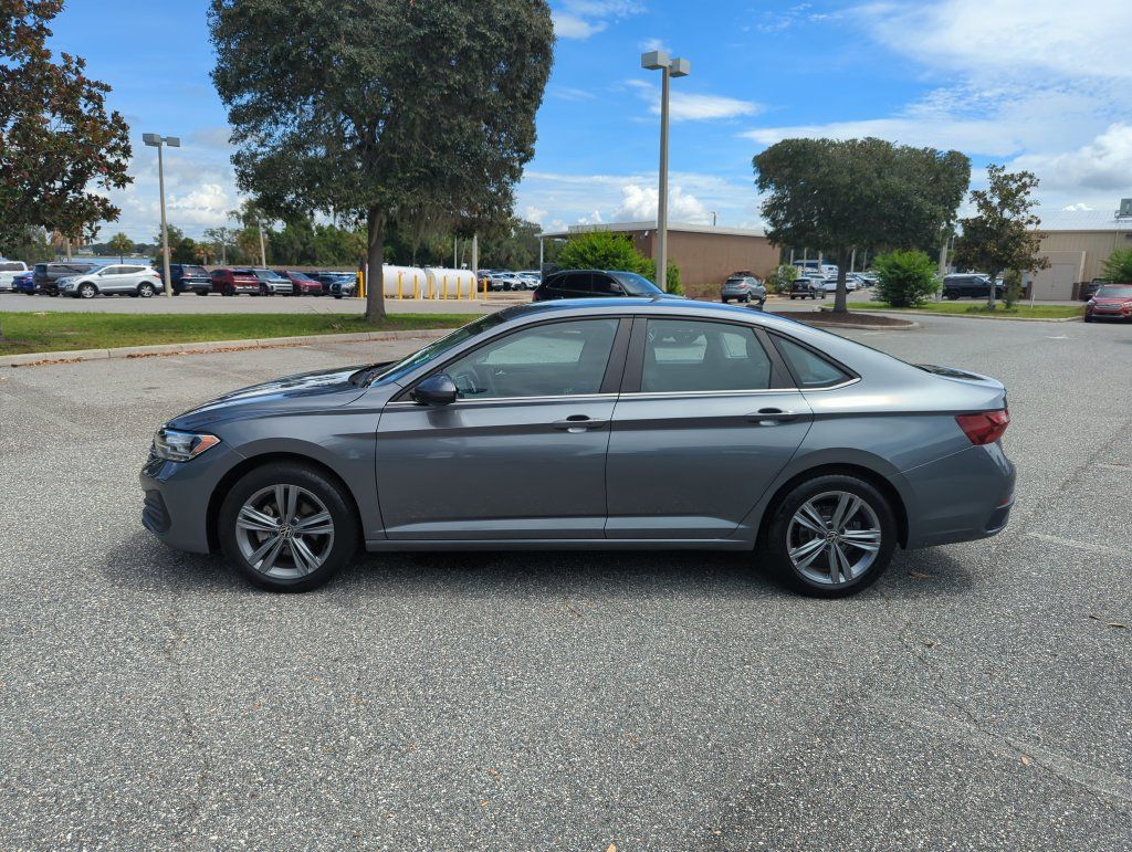 Used 2022 Volkswagen Jetta SE FWD image 11