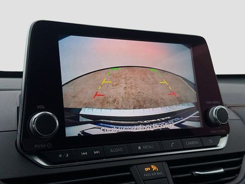 Used 2021 Nissan Altima 2.5 SR w/ SR Premium Package AWD/4WD image 15