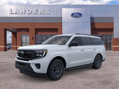New 2026 Ford Expedition Active RWD image 1