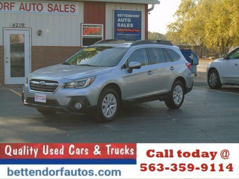 Used 2019 Subaru Outback 2.5i Premium image 3