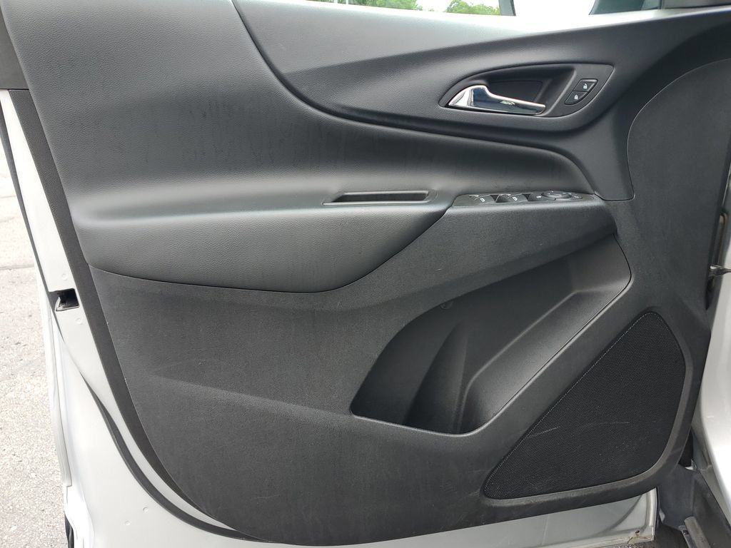 Used 2022 Chevrolet Equinox LT AWD/4WD image 14