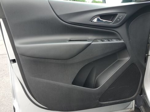 Used 2022 Chevrolet Equinox LT AWD/4WD image 14