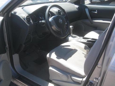 Used 2014 Nissan Rogue S AWD/4WD image 14