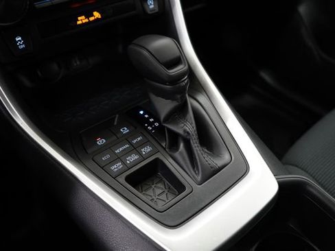 Used 2023 Toyota RAV4 LE image 41