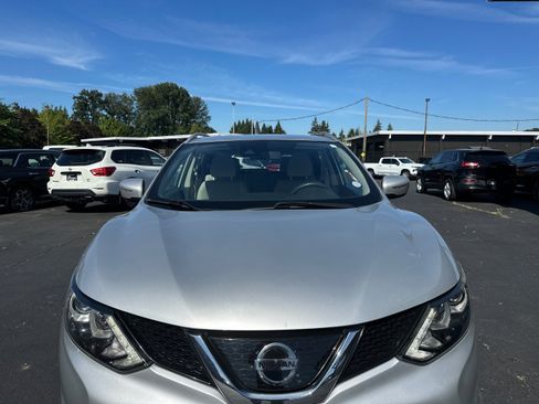 Used 2019 Nissan Rogue Sport SV AWD/4WD image 23