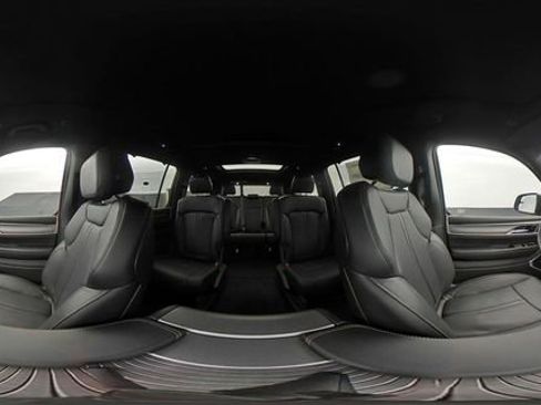 New 2026 Jeep Grand Wagoneer Limited AWD/4WD image 46