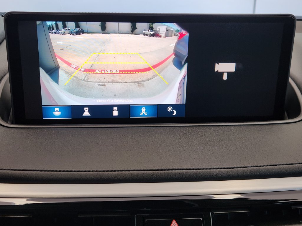 Used 2023 Acura MDX w/ Technology Package FWD image 17