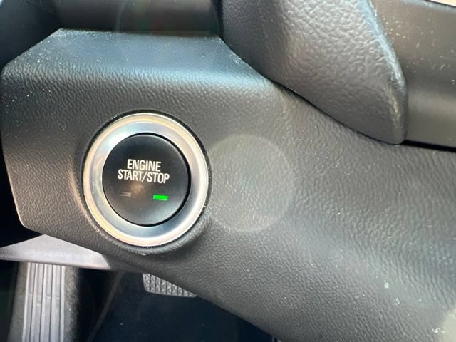 Used 2024 GMC Terrain Denali w/ Denali Premium Package AWD/4WD image 32