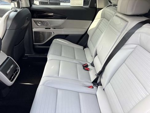 New 2026 Lincoln Nautilus Reserve AWD/4WD image 16