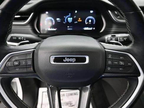 Used 2021 Jeep Grand Cherokee L Laredo AWD/4WD image 20