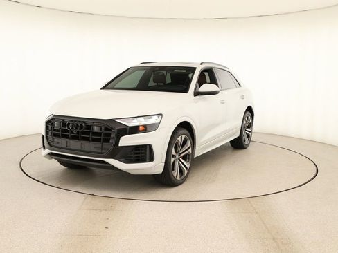 Used 2019 Audi Q8 Premium Plus w/ Premium Plus AWD/4WD image 11