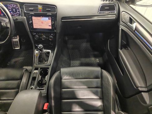 Used 2019 Volkswagen Golf R 4-Door AWD/4WD image 25