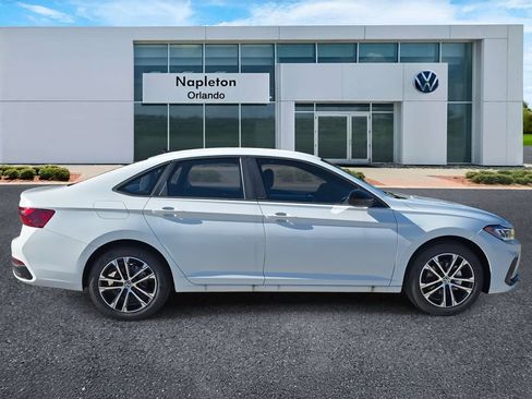New 2025 Volkswagen Jetta Sport image 4
