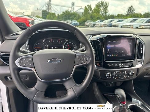 Used 2023 Chevrolet Traverse RS FWD image 12