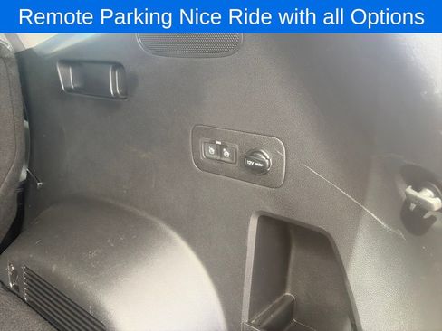 Used 2021 Hyundai Santa Fe Limited AWD/4WD image 10