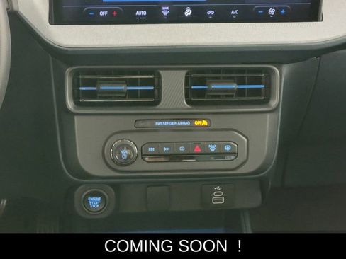 Used 2025 Ford Maverick XLT image 23