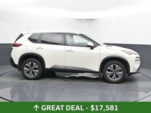 Used 2023 Nissan Rogue SV FWD image 5