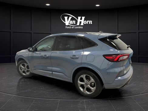 Used 2024 Ford Escape ST-Line w/ Tech Pack #1 AWD/4WD image 5