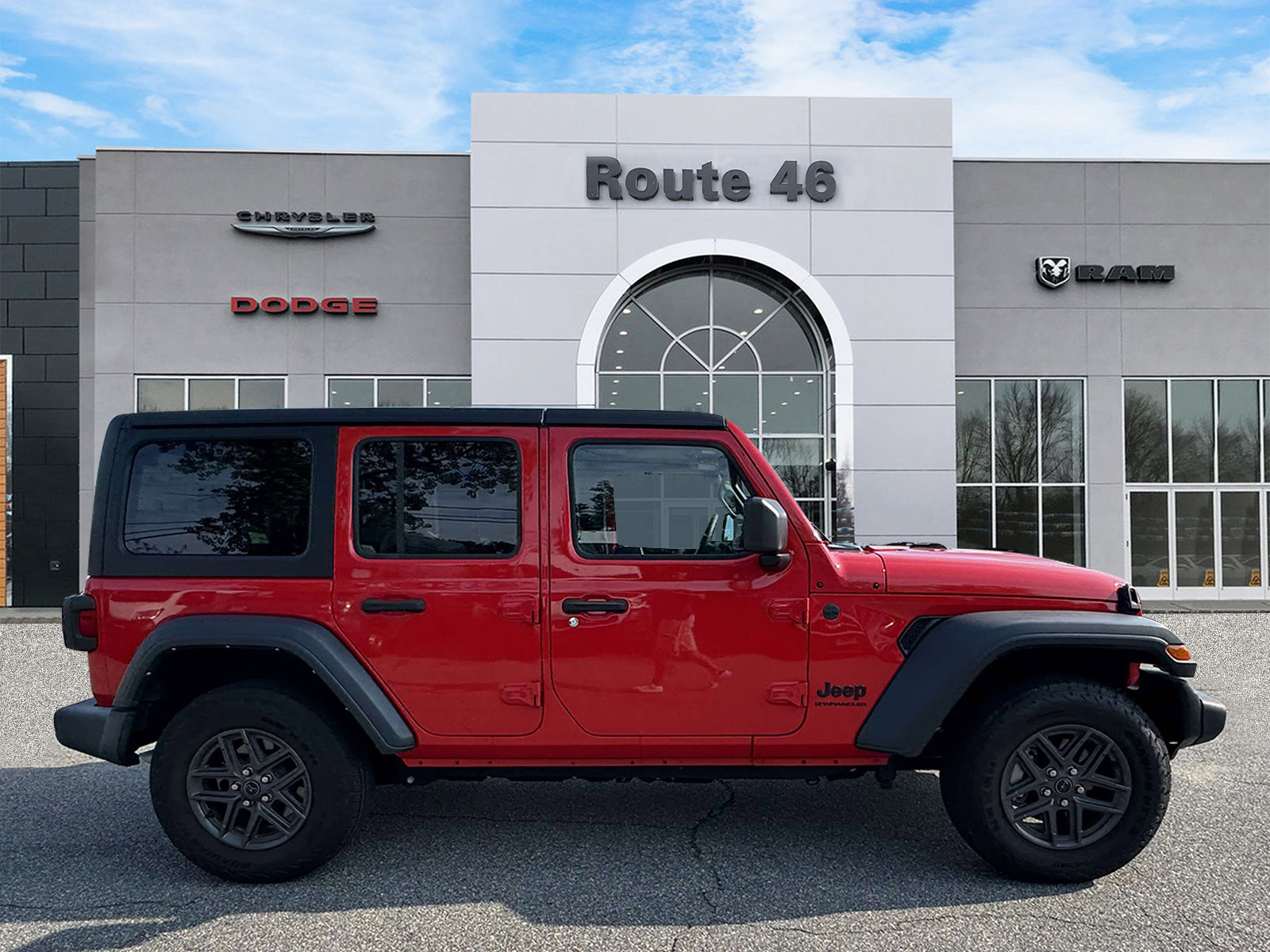 Used 2024 Jeep Wrangler Unlimited Sport AWD/4WD image 6