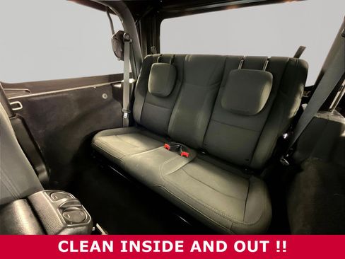 Used 2018 Jeep Wrangler Sport AWD/4WD image 22