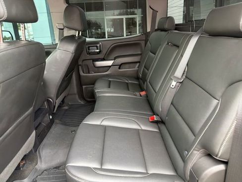 Used 2018 Chevrolet Silverado 1500 LT w/ All Star Edition image 8