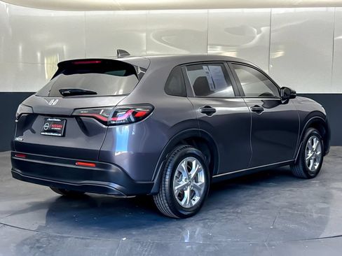 Used 2023 Honda HR-V LX image 3