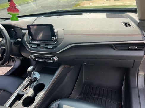 Used 2019 Nissan Altima 2.5 SR w/ SR Premium Package FWD image 33