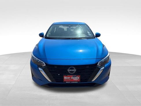 Certified 2025 Nissan Sentra SV FWD image 2