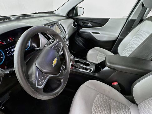 Used 2019 Chevrolet Equinox LS AWD/4WD image 8