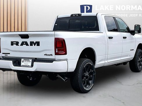 New 2026 RAM 2500 Big Horn AWD/4WD image 9