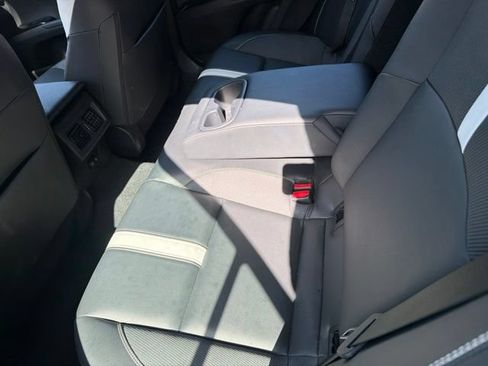Used 2025 Toyota Camry SE FWD image 8