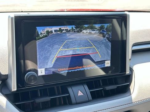 Used 2025 Toyota RAV4 XLE w/ Convenience Package FWD image 26