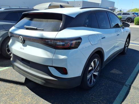 Certified 2023 Volkswagen ID.4 Pro image 3