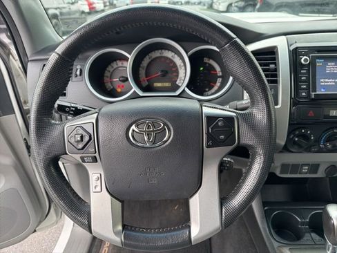 Used 2014 Toyota Tacoma PreRunner image 20